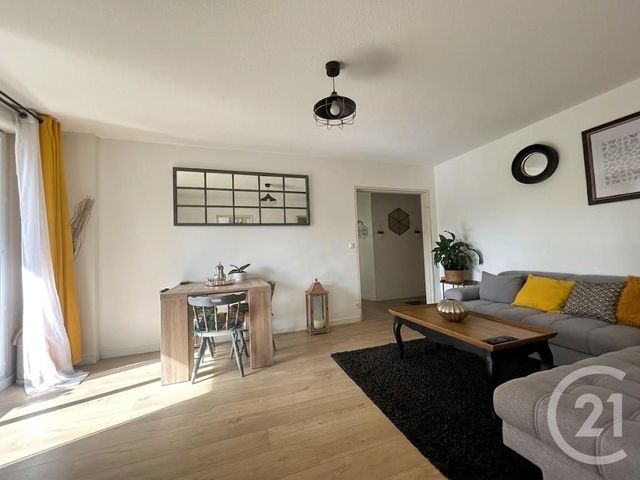 Appartement T4 à vendre - 4 pièces - 81.36 m2 - TOULOUSE - 31 - MIDI-PYRENEES - Century 21 Limayrac