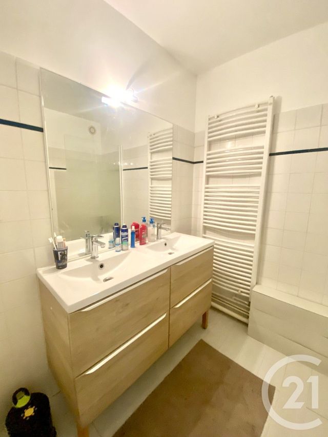 Appartement T3 à vendre - 3 pièces - 70.1 m2 - TOULOUSE - 31 - MIDI-PYRENEES - Century 21 Limayrac