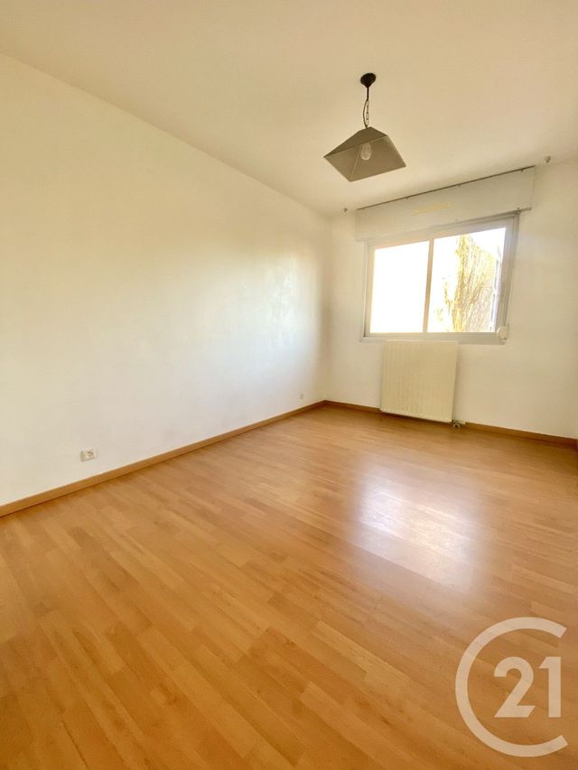 Appartement T2 à vendre - 2 pièces - 36.48 m2 - TOULOUSE - 31 - MIDI-PYRENEES - Century 21 Limayrac