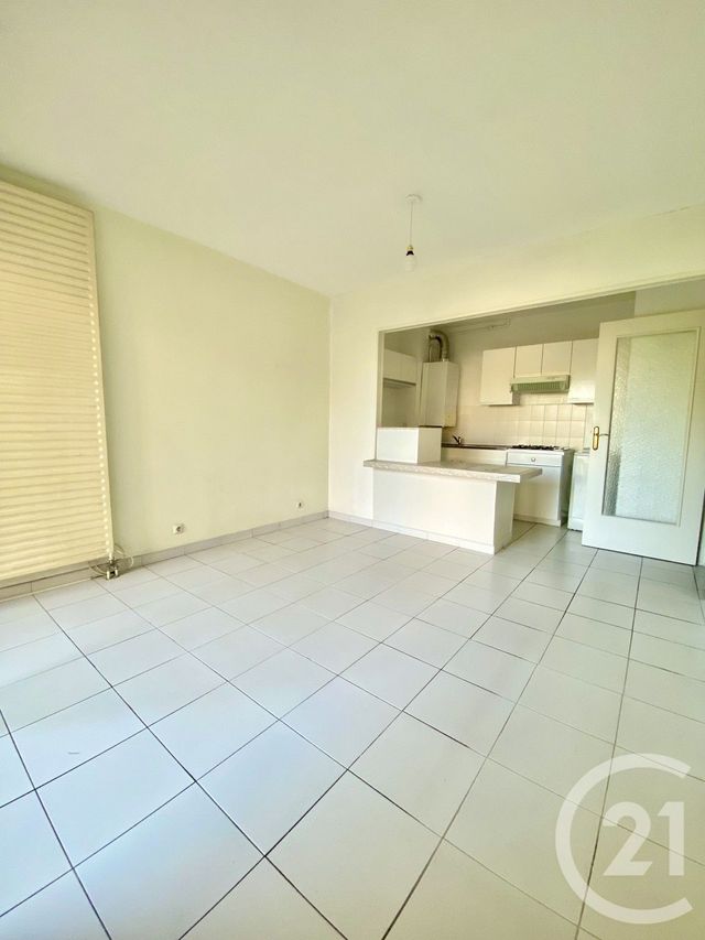 Appartement T2 à vendre - 2 pièces - 36.48 m2 - TOULOUSE - 31 - MIDI-PYRENEES - Century 21 Limayrac