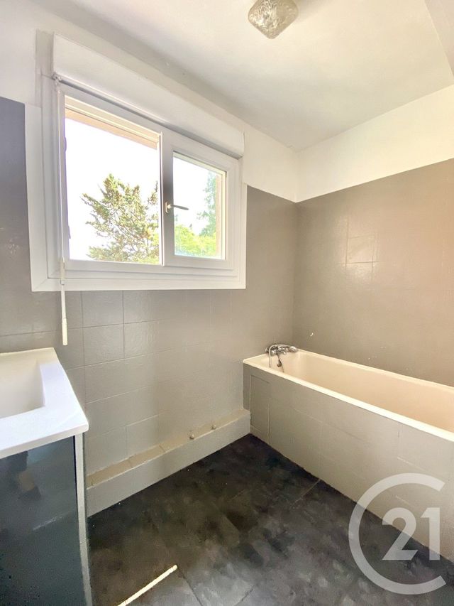 Appartement T2 à vendre - 2 pièces - 42.88 m2 - TOULOUSE - 31 - MIDI-PYRENEES - Century 21 Limayrac