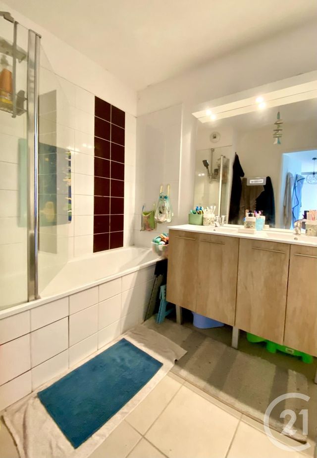 Appartement T4 à vendre - 4 pièces - 81.86 m2 - TOULOUSE - 31 - MIDI-PYRENEES - Century 21 Limayrac