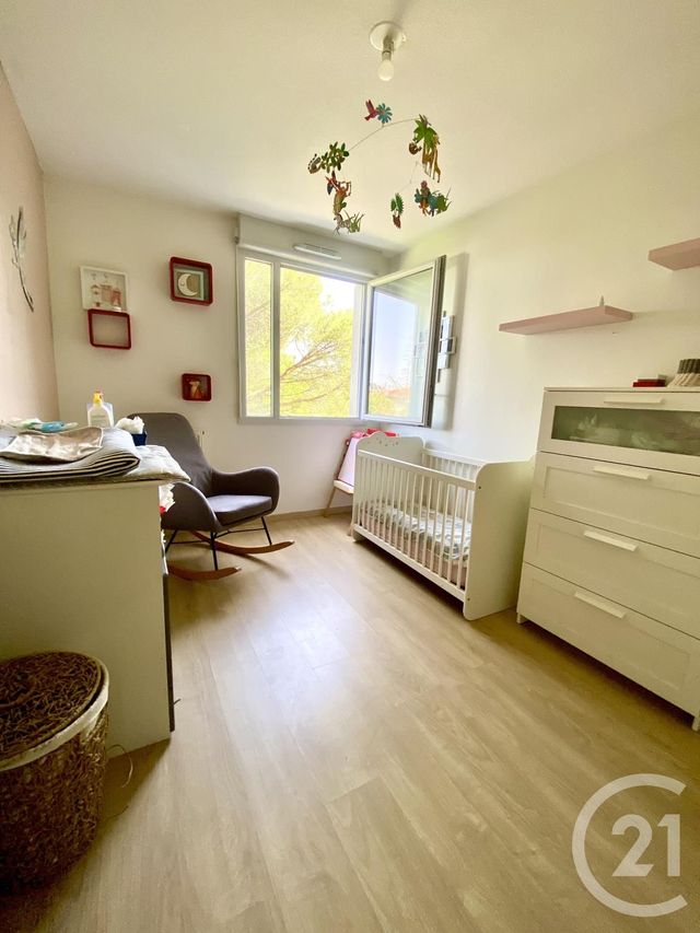Appartement T4 à vendre - 4 pièces - 81.86 m2 - TOULOUSE - 31 - MIDI-PYRENEES - Century 21 Limayrac