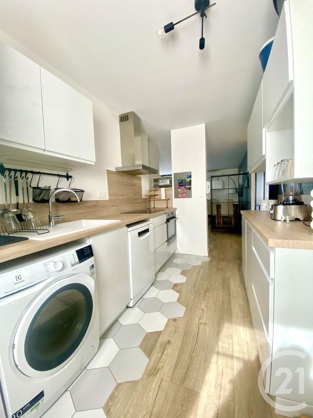 Appartement T4 à louer - 4 pièces - 86.06 m2 - TOULOUSE - 31 - MIDI-PYRENEES - Century 21 Limayrac