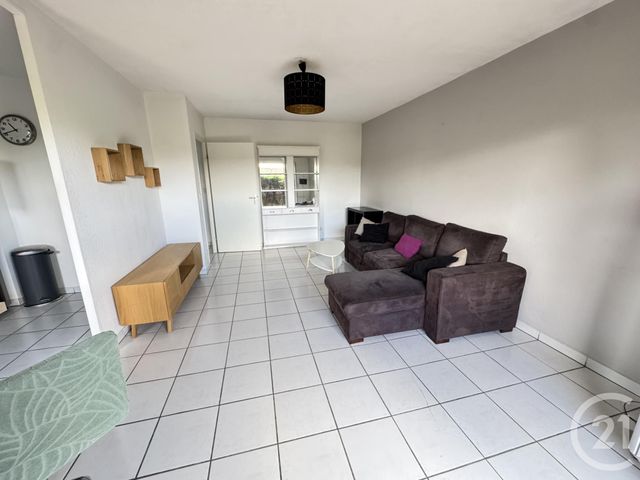 Appartement T2 à louer - 2 pièces - 47.68 m2 - TOULOUSE - 31 - MIDI-PYRENEES - Century 21 Limayrac