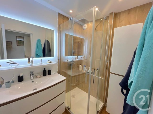 Appartement T3 à vendre - 3 pièces - 97.7 m2 - TOULOUSE - 31 - MIDI-PYRENEES - Century 21 Limayrac