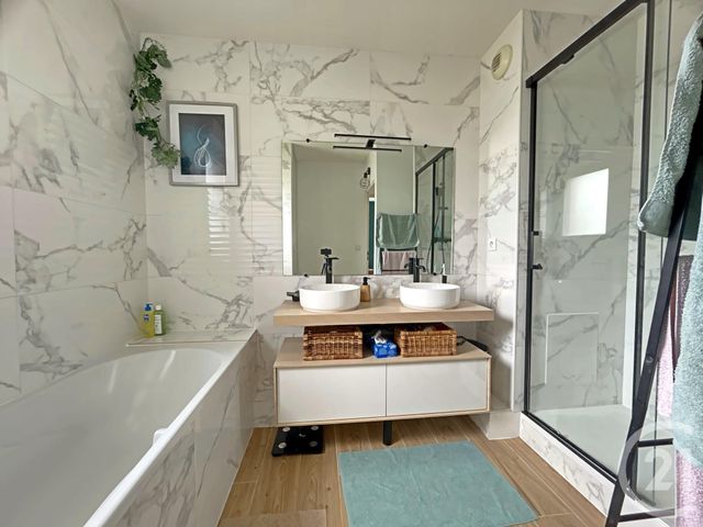 Appartement T4 à vendre - 4 pièces - 82.92 m2 - TOULOUSE - 31 - MIDI-PYRENEES - Century 21 Limayrac
